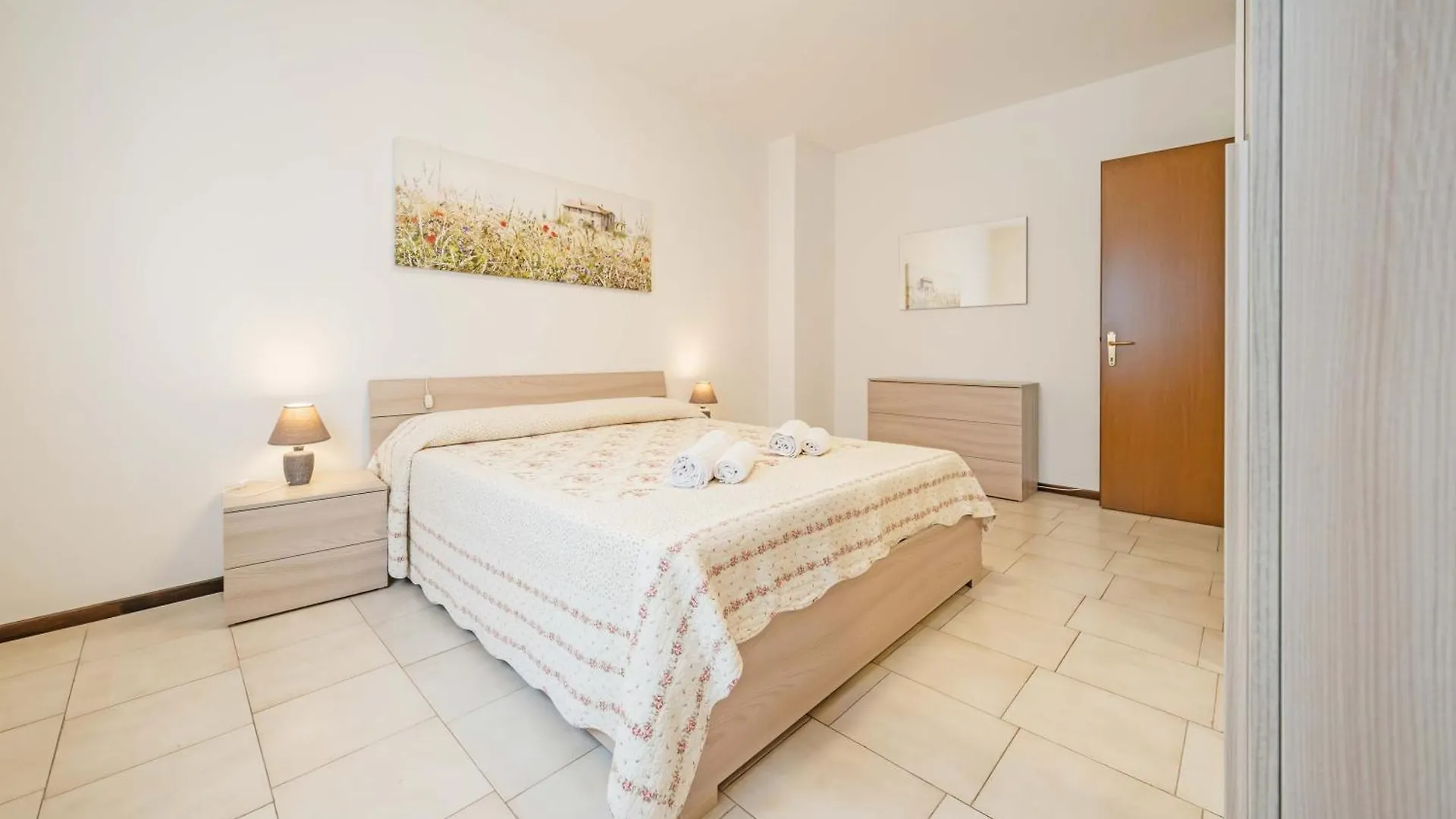 Casa Ruby Geraeumige Wohnung Mit Pool Pacengo Di Lazise 아파트